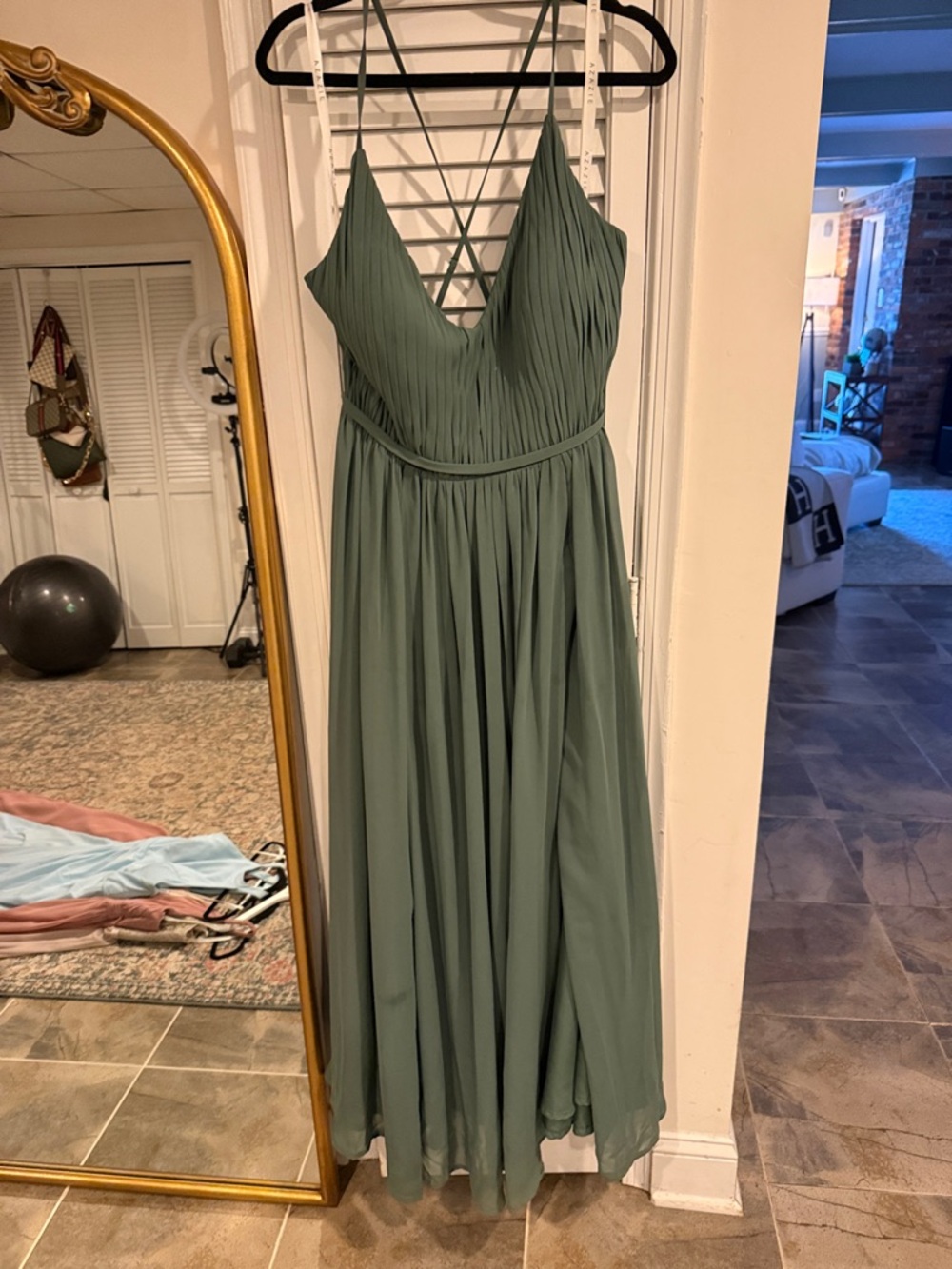 Elegant Sage Green Sleeveless Maxi Dress with Crisscross Back